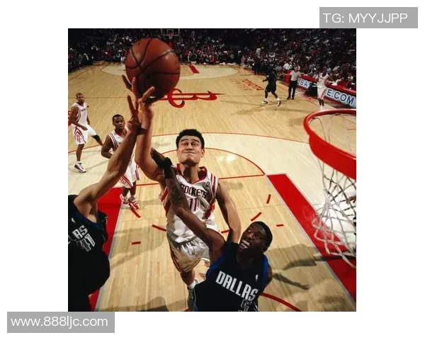 小牛队与火箭队首场对决精彩回顾与赛后分析